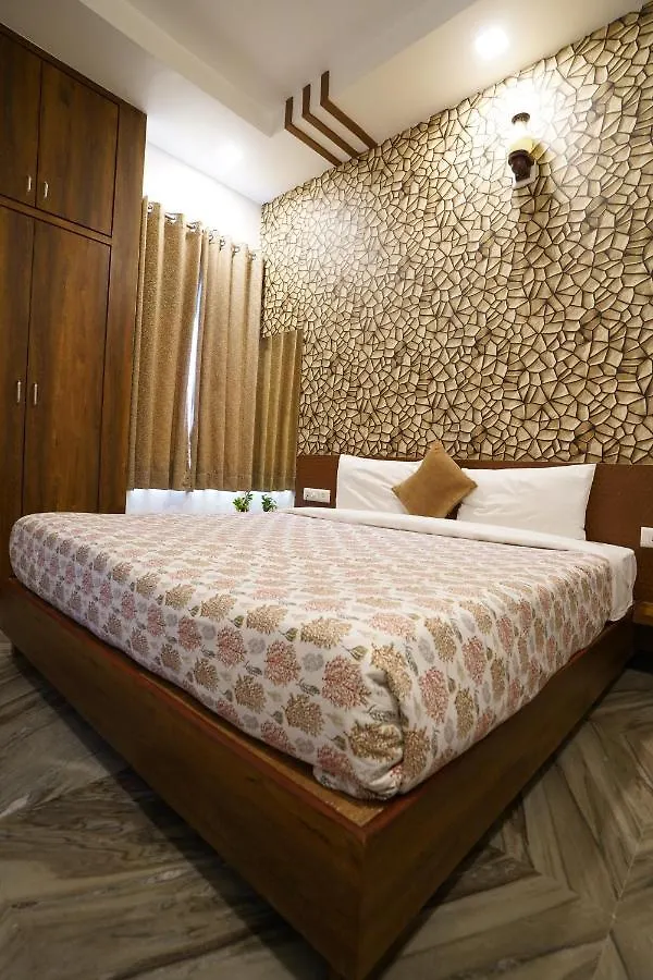 Hotel Mehrangarh Palace Udaipur 4*,